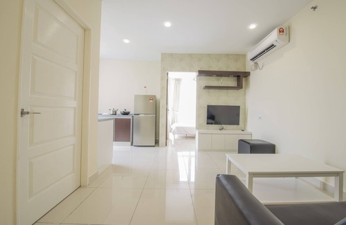 Downtown George Town Apartment | Comfortable and Convenient Deluxe Suite