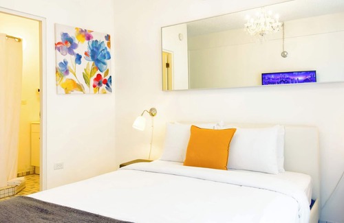 Aibonito Hostel | Comfortable and Elegant Aibonito Hotel/FREE PARKING & WIFI/GOOD AREA - 208