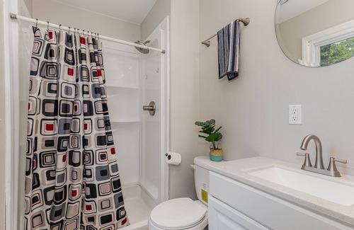 Southeast Raleigh House | Comfortable and Homey, with a Pool!