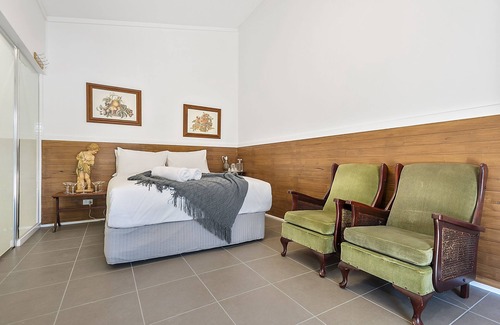 Kyneton Bed & Breakfast | Comfortable and Lovely Bodkin Cottage - Room 1