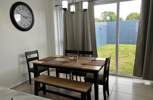 Sonsonate House | Comfortable and roomy, in Sonsonate
