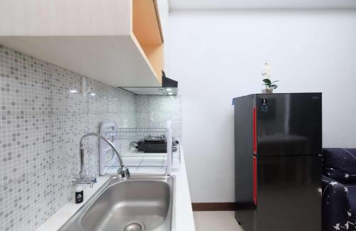Bogor Selatan Apartment | Comfortable and Simply Look 2BR Royal Heights Apartment By Travelio