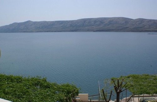 Zubovici Apartment | Comfortable and spacious apartment near beach Zubovići, Pag (A-4065-a)