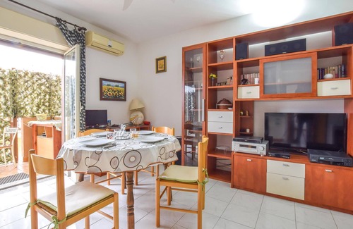 Linguaglossa Apartment | Comfortable apartment with balcony