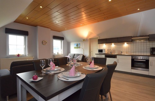 Burg-Reuland Other | Comfortable apartment in Burg-Reuland with shared terrace