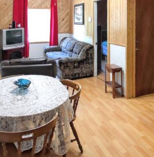Sainte-Angele-de-Merici Apartment | Comfortable apartment Sainte-Angèle-de-Mérici 80 m² balcony!