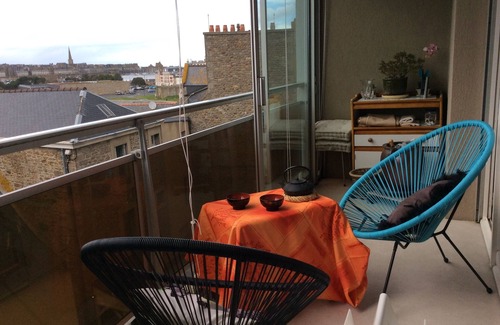 Saint-Servan Apartment | COMFORTABLE APARTMENT IN FRONT OF THE BEACH SEA VIEW AND ST MALO INTRA-MUROS