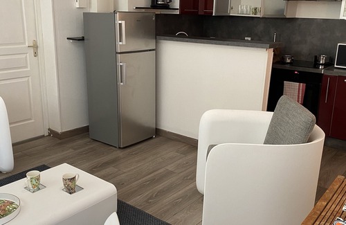 Dinan Apartment | Comfortable apartment, 5 minutes' walk from the historic center