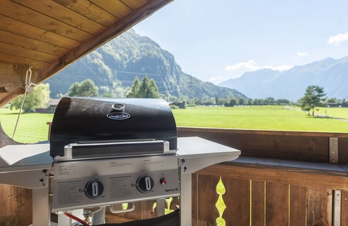 Brienz Apartment | Comfortable apartment for 6-8 people