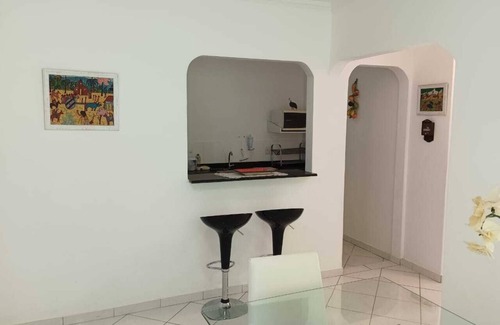 Toninhas Apartment | Comfortable apartment in Praia das Toninhas, 100 meters from Toninhas beach