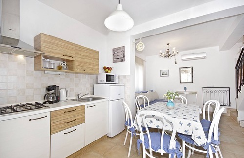 Zaton Apartment | Comfortable apartment in the quiet part of Zaton, near the beach/100 m