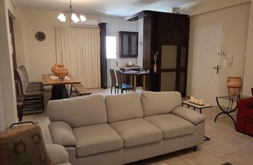 Kiato Apartment | Comfortable apartment in Kiato