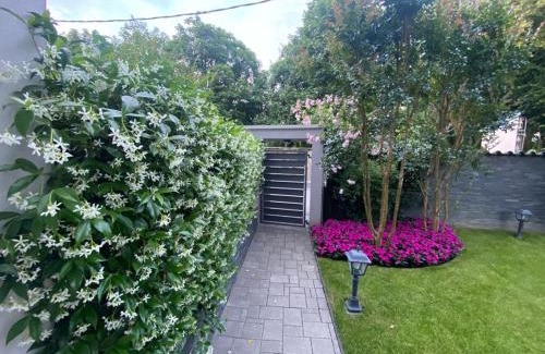 Biassono Apartment | Comfortable apartment - Monza park with garage