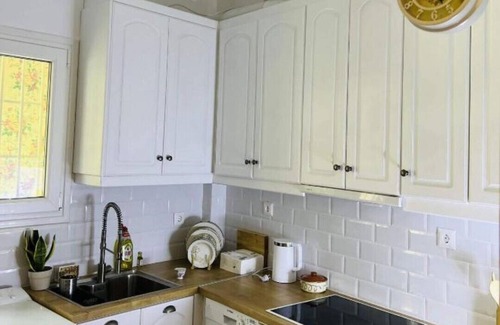 Athens Apartment | Comfortable apartment near city center, 100m from metro