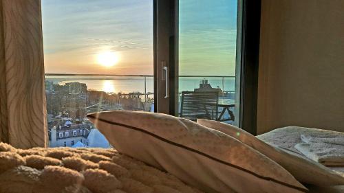 Miedzyzdroje Apartment | Comfortable Apartment A103 SEA VIEW 10th floor PARKING FREE