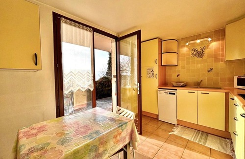 Veyrier-du-Lac Apartment | Comfortable apartment with terrace and WiFi