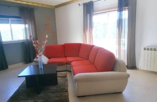 Ourem Apartment | Comfortable apartment with mountain view - 90 m² - Fireplace