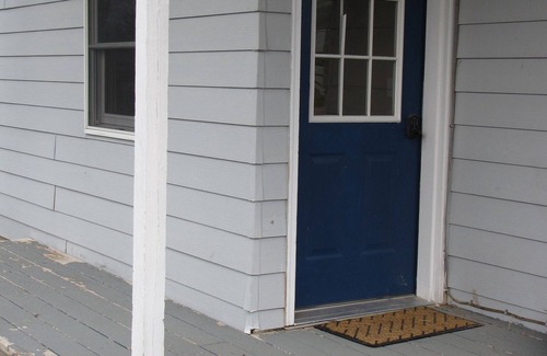 Lima Apartment | Comfortable basement apartment on Little Sheep Creek at foot of Lima Peaks