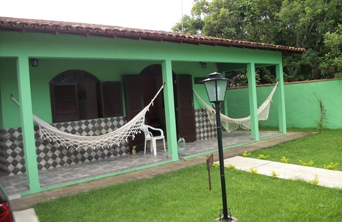 Barra de Sao Joao House | Comfortable beach house with barbecue area, close to the river and the sea