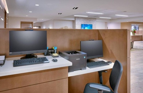 Lakewood House | Comfortable Business Hotel Near the Denver Federal Center