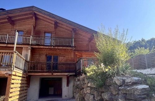 Villard-sur-Doron Ski Chalet | COMFORTABLE CHALET IN THE HEART OF THE BAUFORTAIN