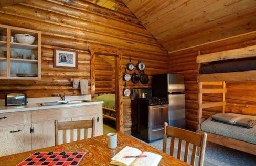 Cooke City-Silver Gate Cabin | Comfortable Cabin next to Yellowstone National Park
