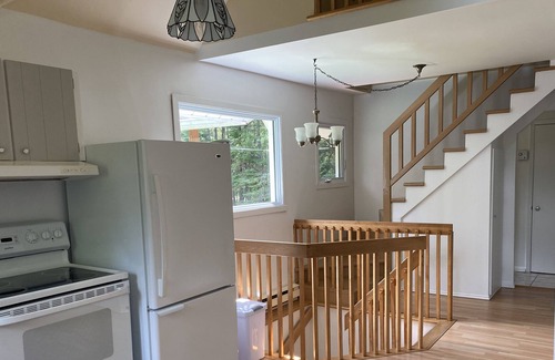 Mont-Laurier House | Comfortable chalet on the shores of Lake Howard, 20 minutes from Mont-Laurier