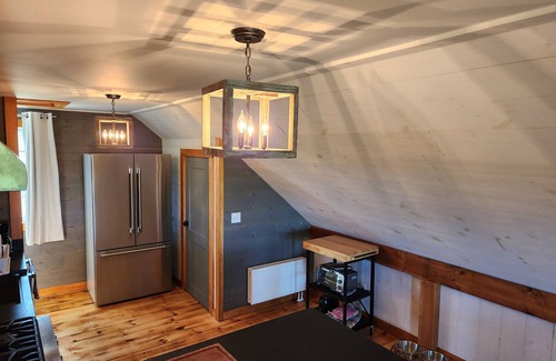 Brooksville House | Comfortable & Charming 2-bedroom barn in peaceful Brooksville with Waterfront
