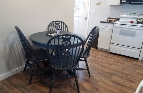 Owls Head House | Comfortable, Close to Town Home, with Oceanview.