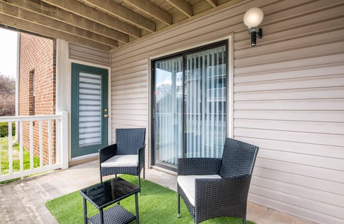 Huntsville Condo | Comfortable Condo in the Heart of Huntsville