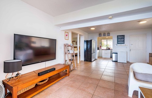 St. Marie House | Comfortable Coral Estate Villa with Ocean View