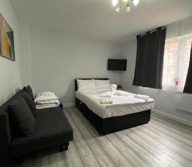 Stepney Green House | Comfortable - Cosy - Budget Studios in City Center