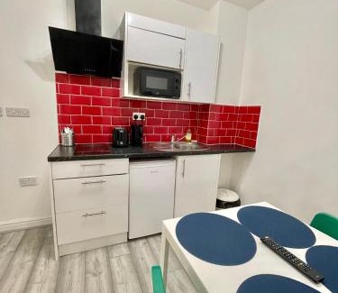 Stepney Green House | Comfortable - Cosy - Budget Studios in City Center