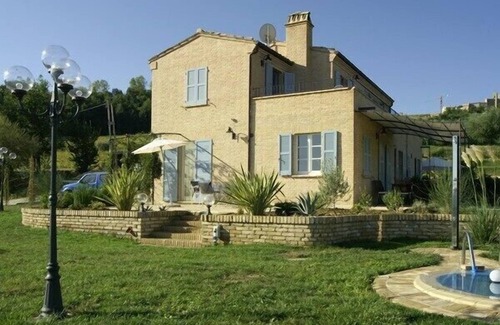 Cossignano House | Comfortable cottage in the March with a stunning panorama view