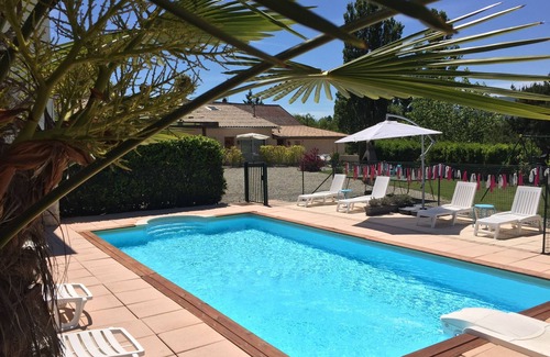 Curbans Apartment | Comfortable cottage in the countryside, swimming pool