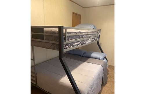 Start House | Comfortable country setting close to town