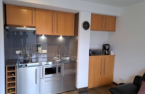 Alf Apartment | Comfortable, cozy apartment between vineyards and woods