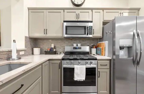 Southwest Ada County Alliance House | Comfortable, Cozy Boise Townhome