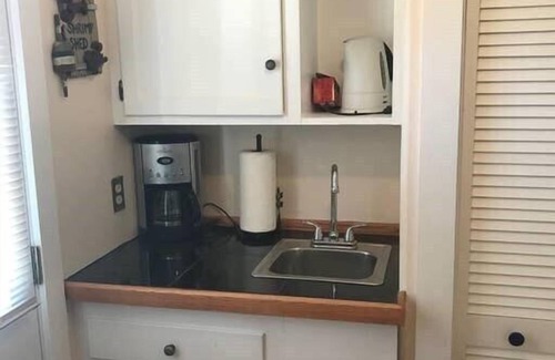 West Point Apartment | Comfortable & Cozy Getaway on Casco Bay