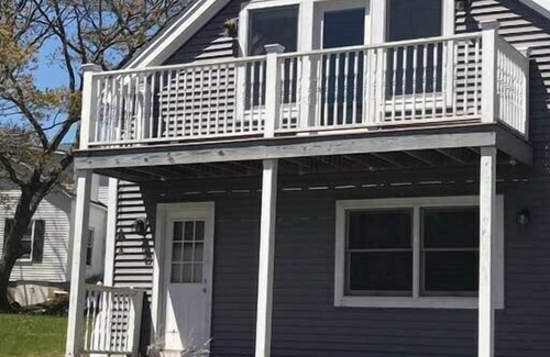 West Point Apartment | Comfortable & Cozy Getaway on Casco Bay