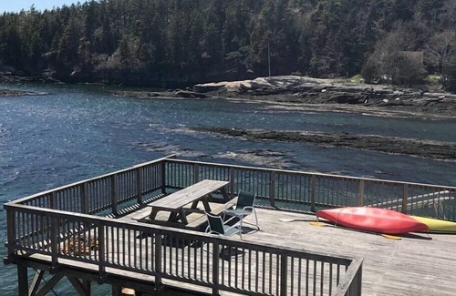 West Point Apartment | Comfortable & Cozy Getaway on Casco Bay