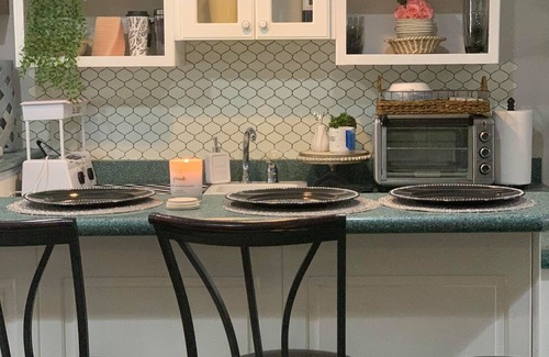Lilburn House | Comfortable, Cozy, & Private Basement Suite Near Stone Mtn & Downtown Lilburn