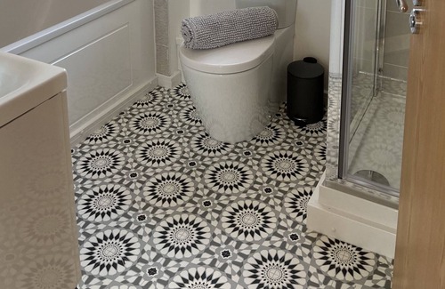 Crewe House | Comfortable Crewe Home