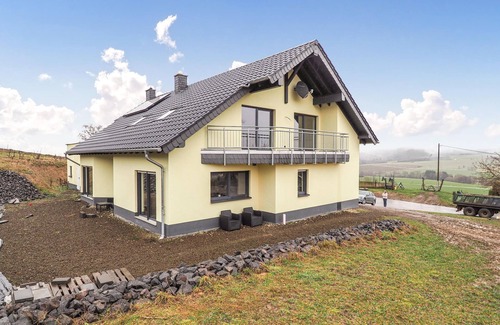Kelberg Apartment | Comfortable vacation apartment with beautiful view over the countryside.