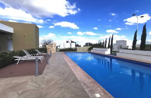 Queretaro House | Comfortable DOWNTOWN Suite surrounded by nature