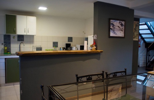 Esquel House | Comfortable duplex with garden, barbecure & parking