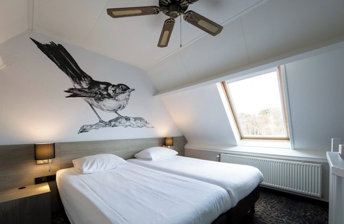 Bruggenmors Hotel | Comfortable Enschede Retreat — Near Het Hulsbeek And Scenic Bike Routes