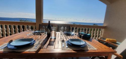 Mandre Apartment | Comfortable family apt Iris 20m from beach in Mandre