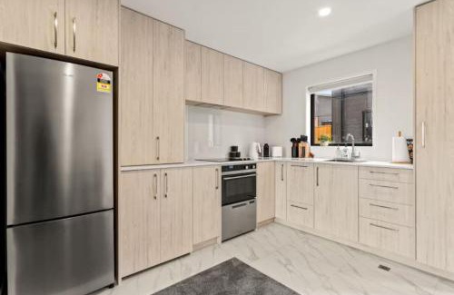 Henderson House | Comfortable Family Home