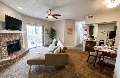 South Side House | Comfortable Family Stay with Pool, Near Beach